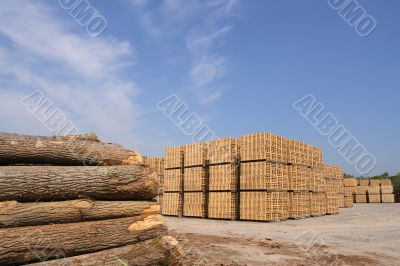 Wooden packing crates production
