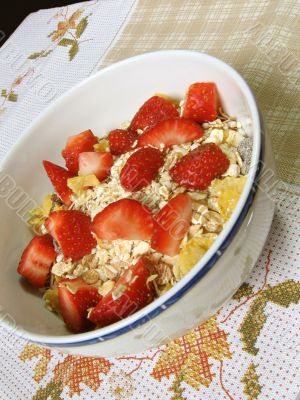 Granola and strawberries