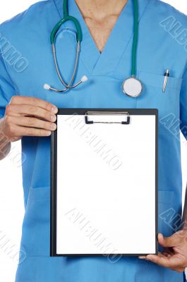 anonymous doctor whit notepad