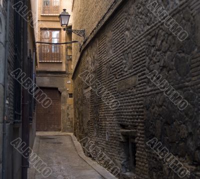 Narrow alley