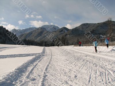 Cross-country ski run