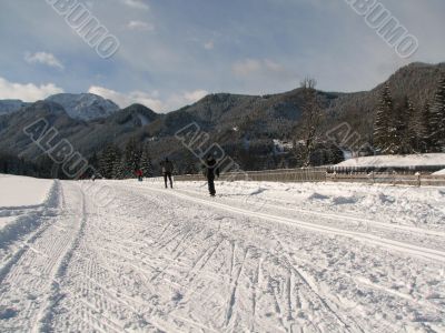 Cross-country ski run