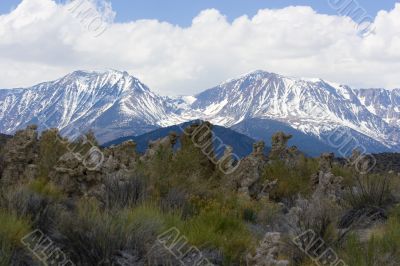 Tufa formations at Mono Lake