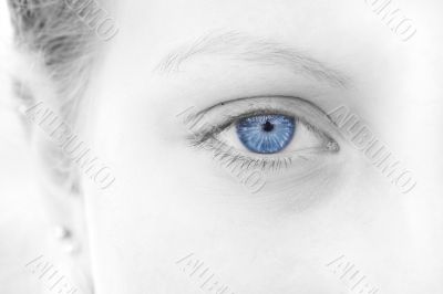 Blue eyed girl select