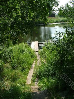 The walkway to the lake
