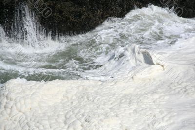 Detail, Devil`s Churn - milk like sea foam