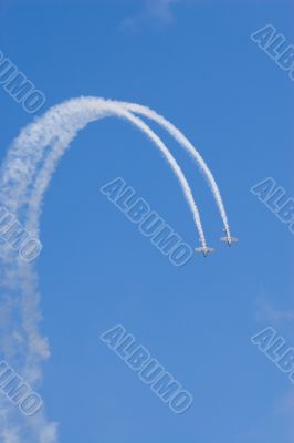 two planes loop the loop two planes loop the loop