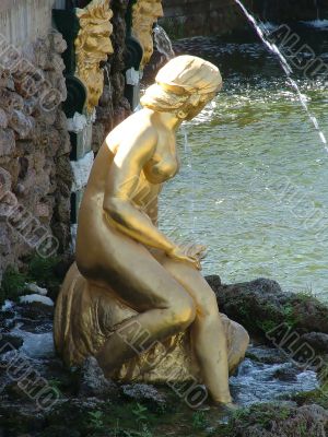 Large cascade, the figure