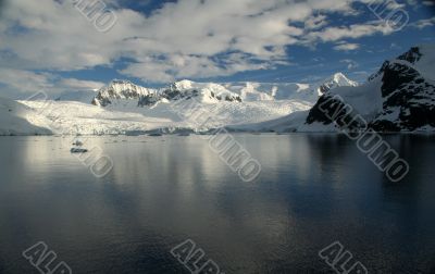 Polar twilight: Glaciated mountains