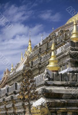 Gold details of temple platform