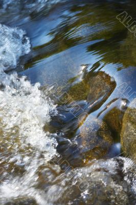 little waterbodies with many stones and rocks