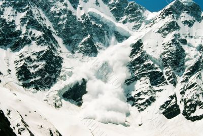 Avalanche.Mountain Dongu-Zorun.