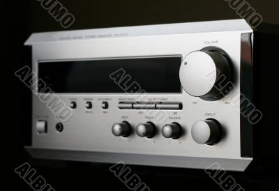 Hi-Fi Receiver