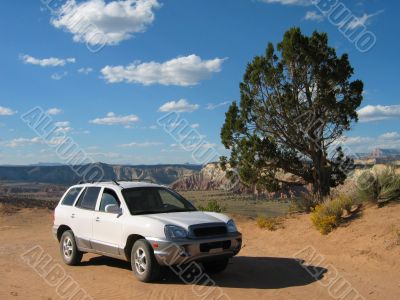 4x4 Lost in Desert