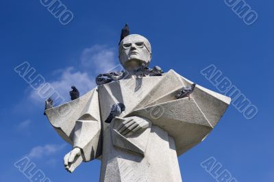 Porto`s Bishop statue