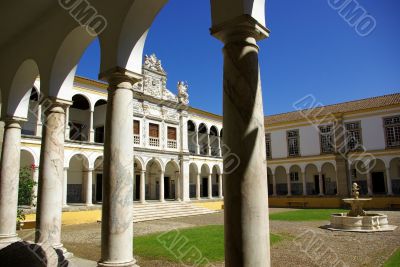 University of Evora