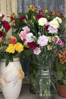 Mixed flower arrangement