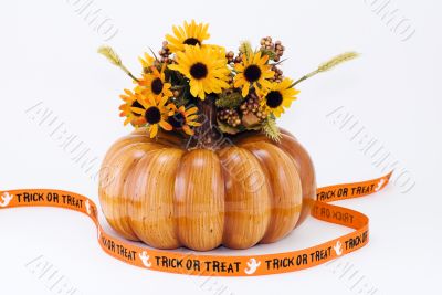 Halloween Pumpkin with Trick or Treat Banner