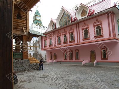 Masters city, the pink house