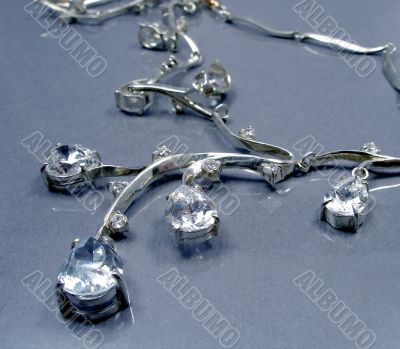 Platinum Necklace wiht brilliants