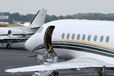 Jets Waiting Jets Waiting