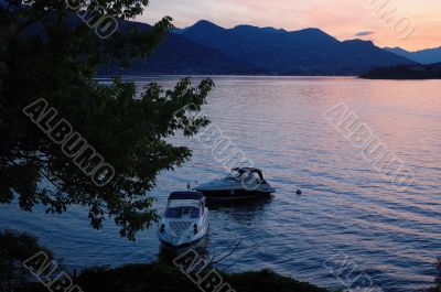 yachts lake dawn yachts lake dawn