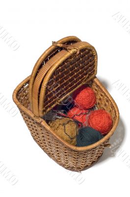 basket with clew
