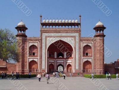 gates at west entrance to taj mahal agra india