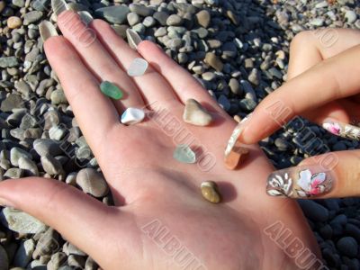 Multi-coloured pebble and glass