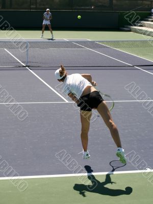 Women playing tennis