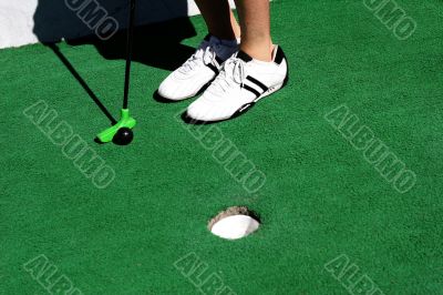Miniature golf