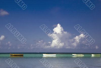 Boats at anchor n shallow water Boats at anchor n shallow water