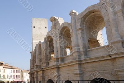 Arles 10
