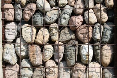 Wall of the memory of victims, the abstraction 3