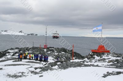 Cruise ship tourists visiting polar research
