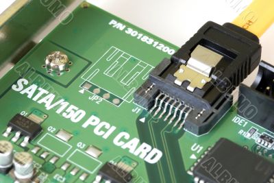 Technology - Serial ATA Card and Cable