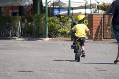 kid cycling