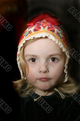 funy girl in red hat