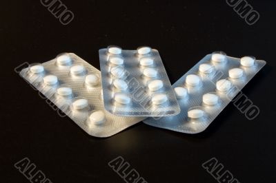 Packing of tablets