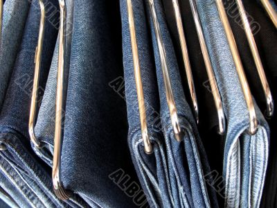 Jeans... Jeans...