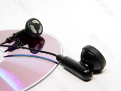 earphones with disc