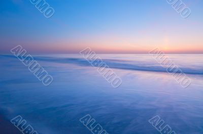 peaceful scene of the ocean