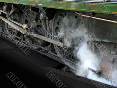 Steam locomotive wheels