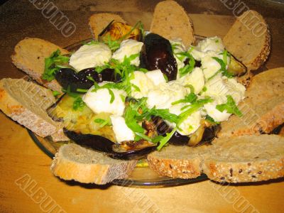 Bread with fried eggplant and mozzarella