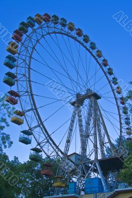 Ferris wheel at Moscow park