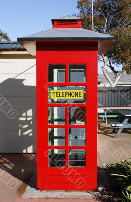  Classic red telephone box