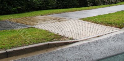 pavement assistance ramp
