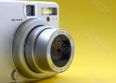 zoom lens 3x