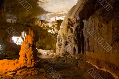 Cave Cave