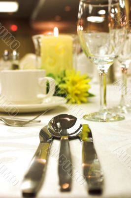 Formal dinner setting